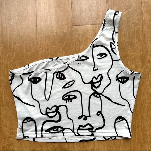 Shein Black and White Silhouette Sketch Lines One Shoulder Top, Size Large - Picture 7 of 16